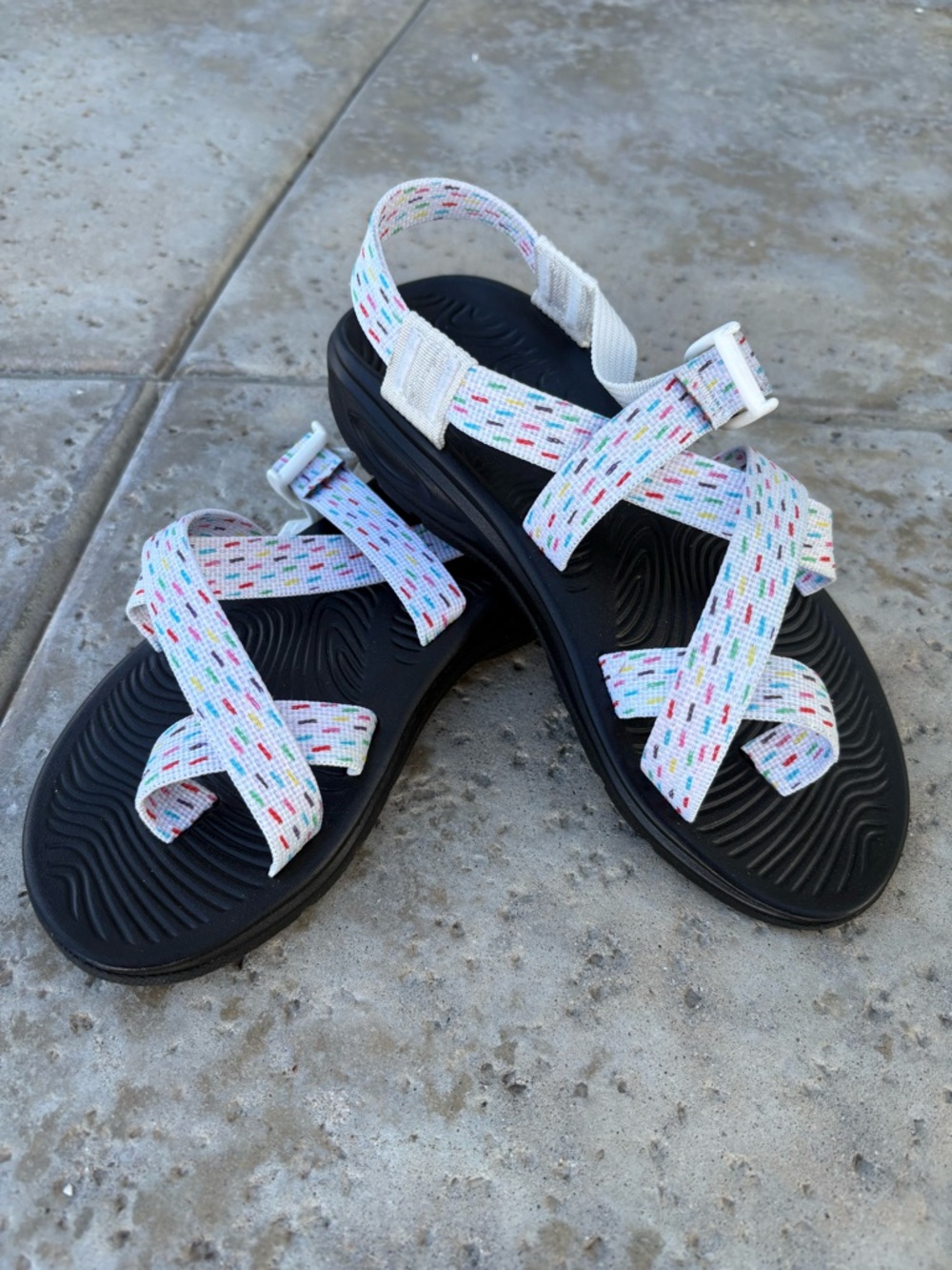 Chaco White Zvolv X2 Sandals with sprinkles Multicolor Dash Straps